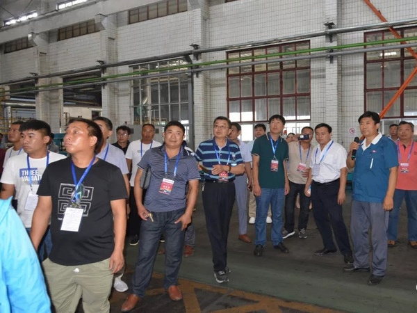 社会公家在游艇会yth206集团科普基地出产车间参观进建